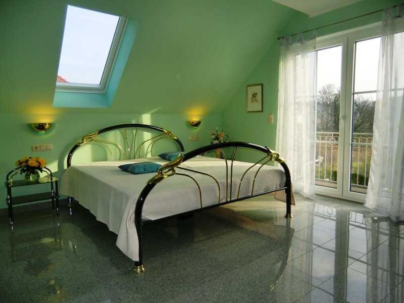 Appartements Villa Drachenberg 사스니츠 외부 사진